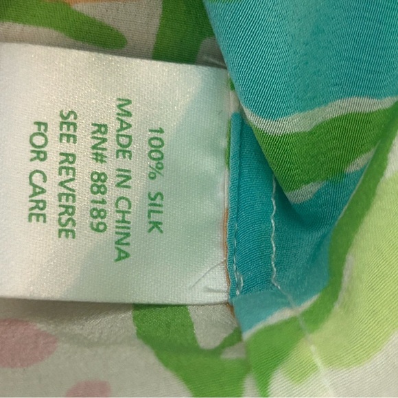 Lilly Pulitzer Guava Elephant Ear Green and Pink Silk Top Size XS - Picture 4 of 5